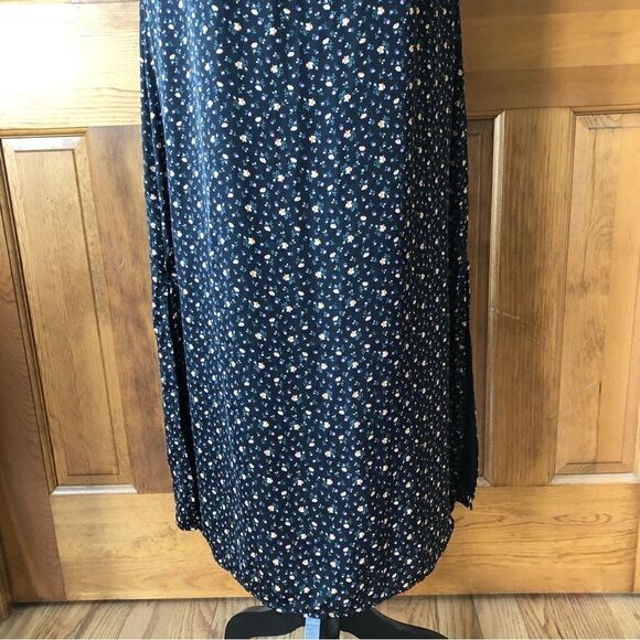 American Eagle Floral Slip Midi Dress Size M - Picture 6 of 16